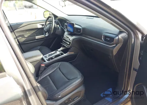 2021 Ford Explorer Xlt z USA, uszkodzony, nr VIN 1FMSK8DH4MGA77304